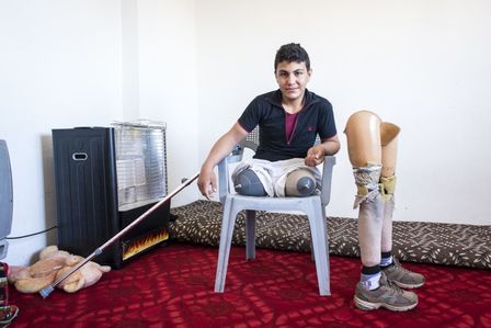 Qusay verlor bei einem Luftangriff in Syrien beide Beine